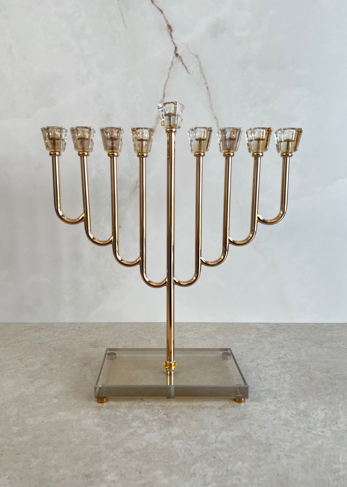 חנוכייה מהודרת - דגם מנורה