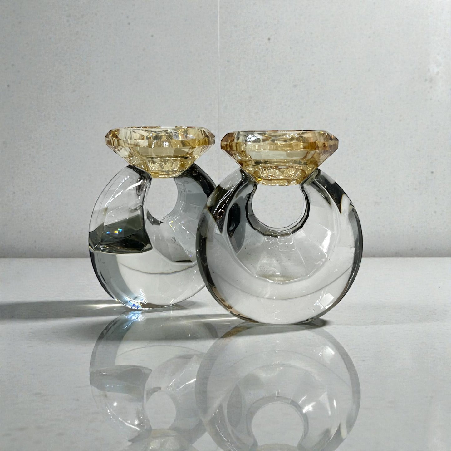 פמוטי קריסטל - דגם טבעת - שחור וזהב