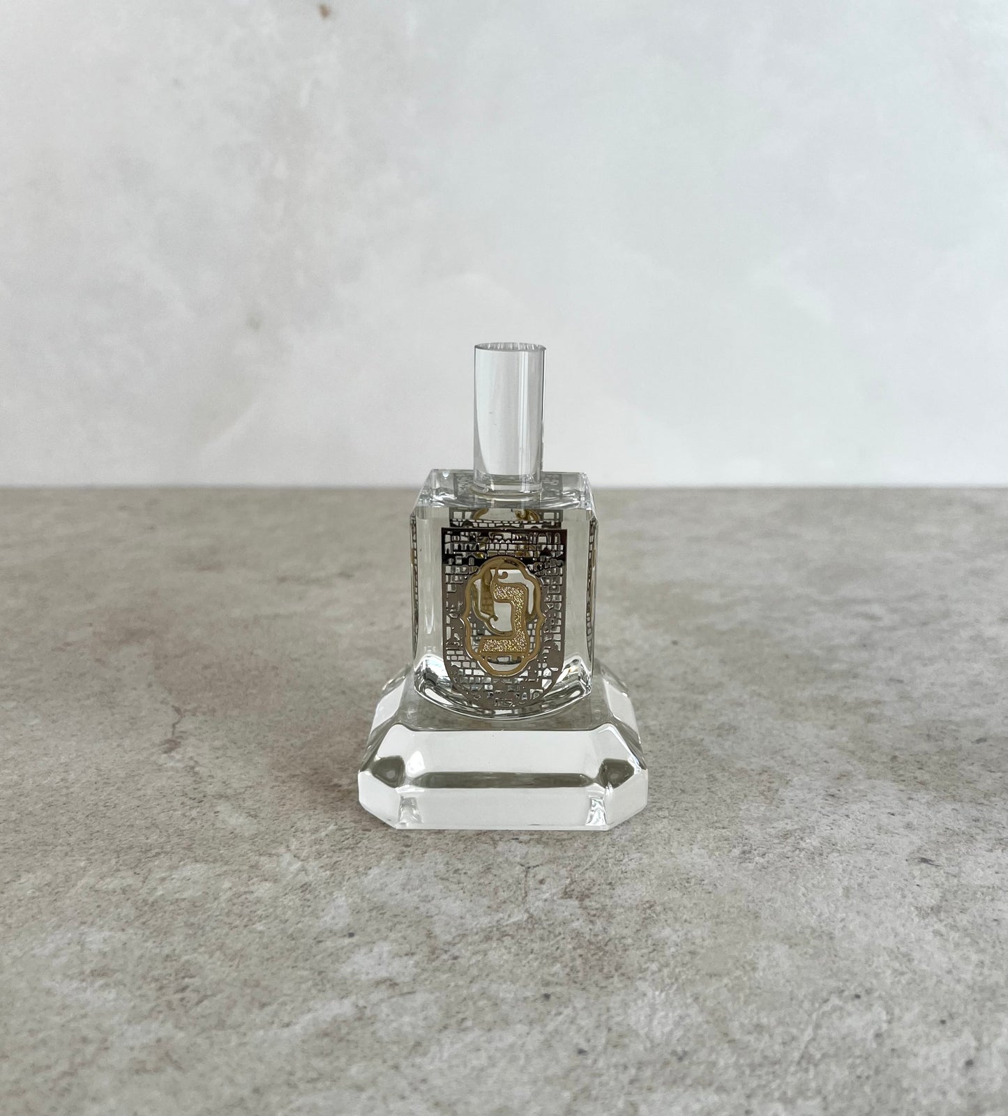 סביבון קריסטל - שקוף עם בסיס שקוף